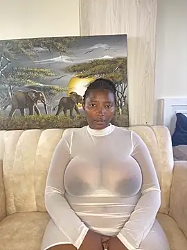 Snapshot of Naughty-sonia2 chatting on February 5, 2025, 1:44 pm Naughty-sonia2 online show from February 5, 2025, 1:44 pm