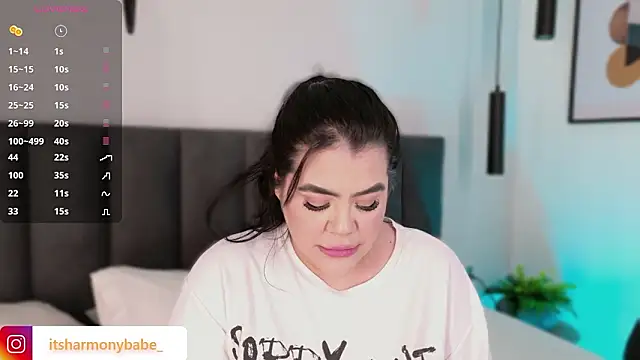 Harmonybabe  online show from February 14, 2026, 9:11 pm