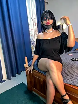 Snapshot of Cinderella-98 chatting on October 10, 2025, 5:17 am Cinderella-98 online show from October 10, 2025, 5:17 am