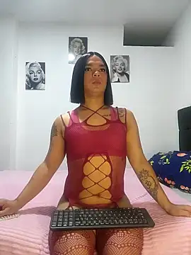 sweet candy1234 online show from November 10, 2025, 6:56 am