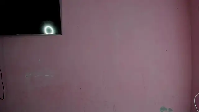 Snapshot of cherrycurvyyy chatting on February 9, 2026, 4:11 pm cherrycurvyyy online show from February 9, 2026, 4:11 pm