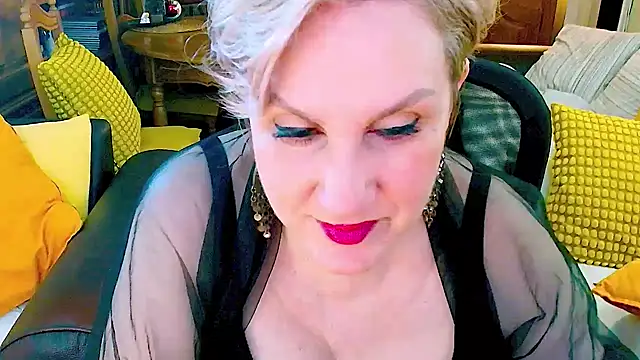 GattonaBiondona online show from February 24, 2026, 8:01 am