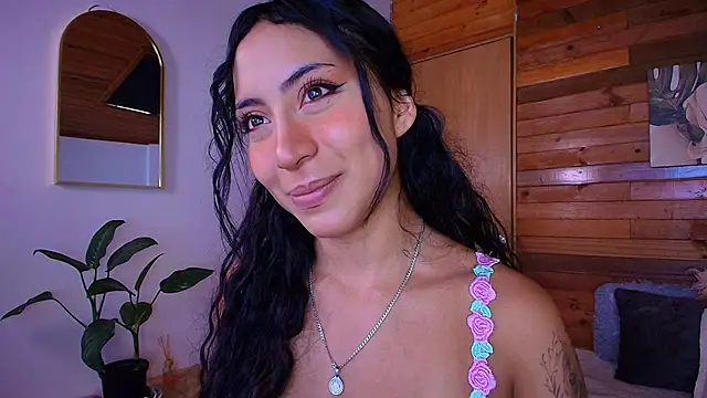 Snapshot of amber_curly chatting on May 9, 2026, 5:07 pm amber curly online show from May 9, 2026, 5:07 pm
