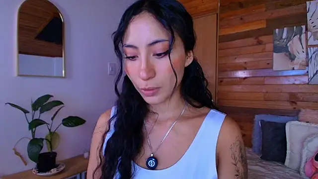 Snapshot of amber_curly chatting on June 1, 2026, 8:43 pm amber curly online show from June 1, 2026, 8:43 pm