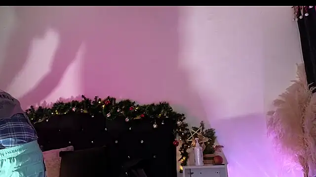 john cartter1 online show from December 15, 2025, 11:25 am