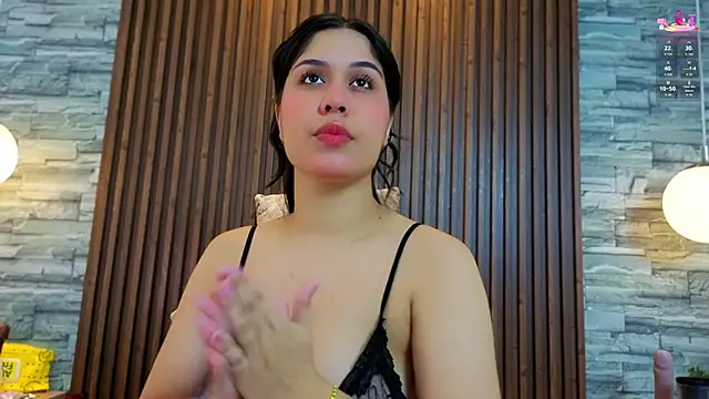 Snapshot of alannavidal chatting on February 8, 2026, 3:43 am alannavidal online show from February 8, 2026, 3:43 am