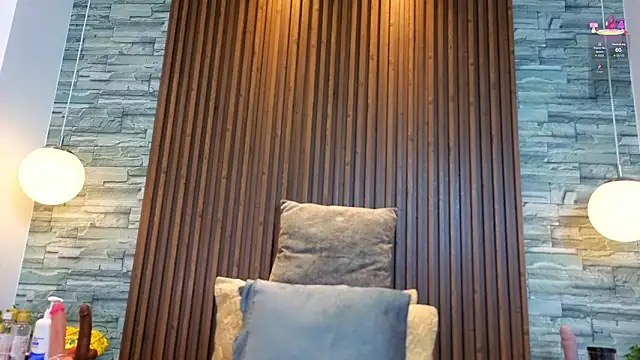 Snapshot of alannavidal chatting on February 10, 2026, 1:53 am alannavidal online show from February 10, 2026, 1:53 am