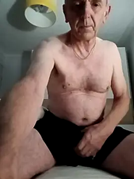 mr english50 online show from October 22, 2025, 9:58 pm