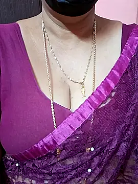 ananya956 online show from December 15, 2025, 9:52 pm