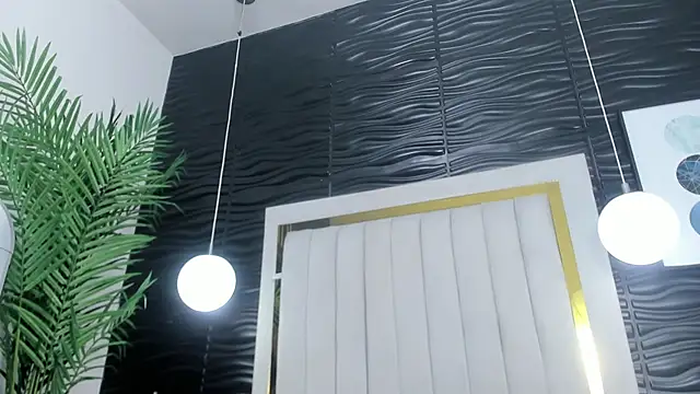 Victoria Coleman online show from February 6, 2025, 6:24 pm