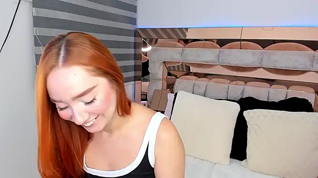 CamiiLovers online show from September 14, 2025, 11:15 pm