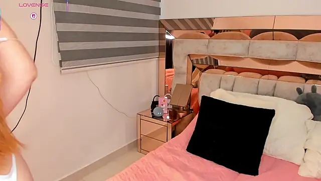 CamiiLovers online show from January 12, 2026, 10:15 pm