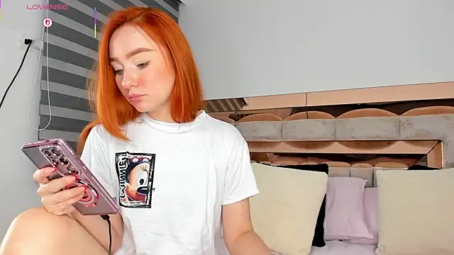 Snapshot of CamiiLovers chatting on February 21, 2026, 2:12 am CamiiLovers online show from February 21, 2026, 2:12 am