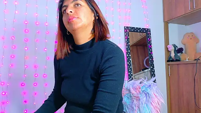 im anna  online show from January 10, 2026, 10:03 pm