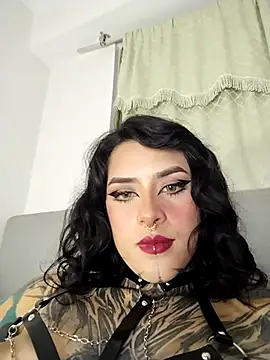 taaylor33 online show from December 5, 2025, 4:43 am