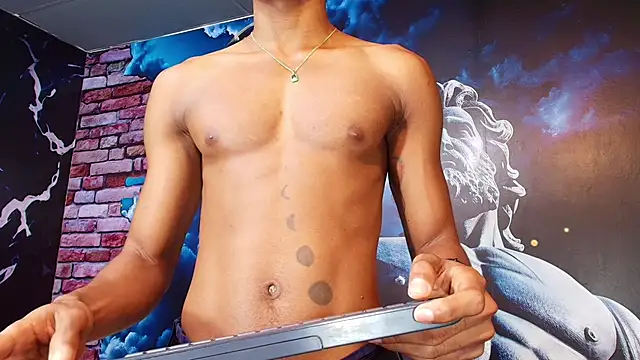 Snapshot of Ethan_Fox11 chatting on February 17, 2025, 5:21 pm Ethan Fox11 online show from February 17, 2025, 5:21 pm