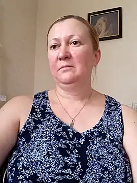 Snapshot of blondyaguar chatting on December 5, 2024, 10:12 am blondyaguar online show from December 5, 2024, 10:12 am