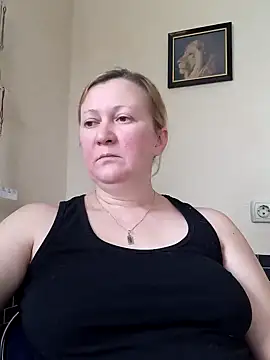 Snapshot of blondyaguar chatting on January 17, 2025, 9:39 am blondyaguar online show from January 17, 2025, 9:39 am