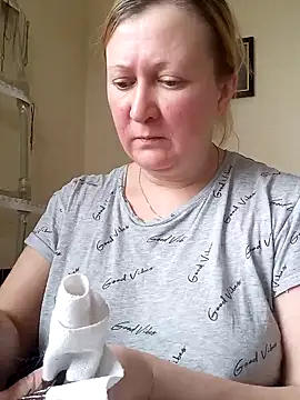 Snapshot of blondyaguar chatting on February 14, 2025, 7:59 am blondyaguar online show from February 14, 2025, 7:59 am