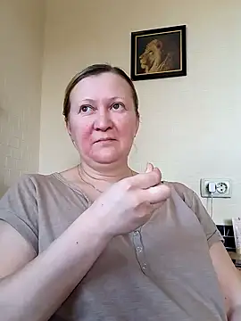 Snapshot of blondyaguar chatting on February 24, 2025, 11:43 am blondyaguar online show from February 24, 2025, 11:43 am