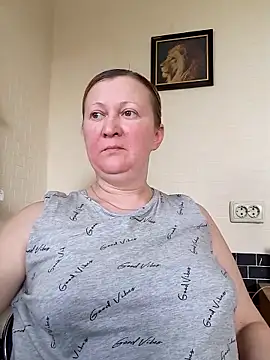 Snapshot of blondyaguar chatting on March 6, 2025, 8:41 am blondyaguar online show from March 6, 2025, 8:41 am