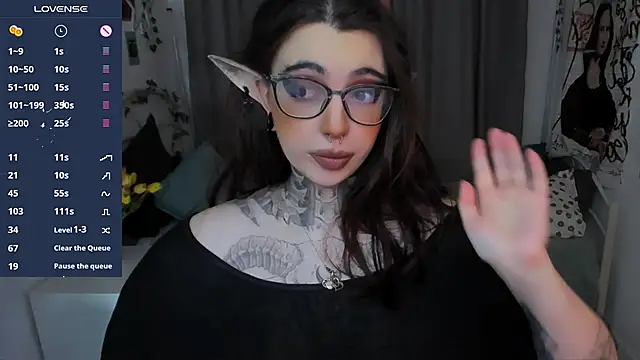 Dixi Pixi  online show from November 21, 2025, 5:50 am