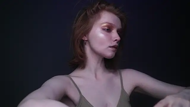 ginger hugs online show from February 6, 2025, 10:10 pm