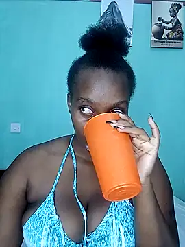 Snapshot of freaky_j_ chatting on December 28, 2024, 9:31 am freaky j  online show from December 28, 2024, 9:31 am