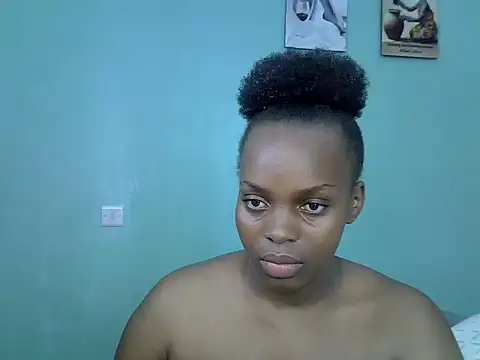 Snapshot of freaky_j_ chatting on February 5, 2025, 2:29 am freaky j  online show from February 5, 2025, 2:29 am