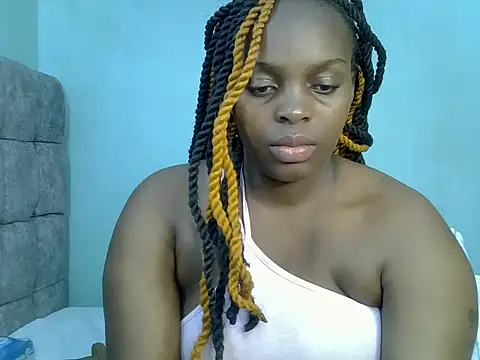 Snapshot of freaky_j_ chatting on February 19, 2025, 12:33 pm freaky j  online show from February 19, 2025, 12:33 pm