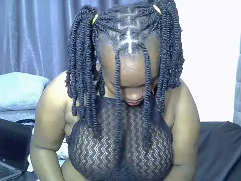 Snapshot of freaky_j_ chatting on September 17, 2025, 8:10 pm freaky j  online show from September 17, 2025, 8:10 pm