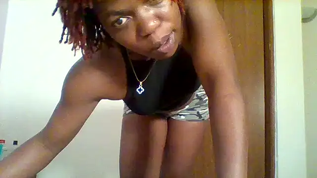 Snapshot of curvy_natallie chatting on February 19, 2026, 10:28 pm curvy natallie online show from February 19, 2026, 10:28 pm