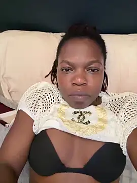 Snapshot of curvy_natallie chatting on March 16, 2026, 7:12 am curvy natallie online show from March 16, 2026, 7:12 am