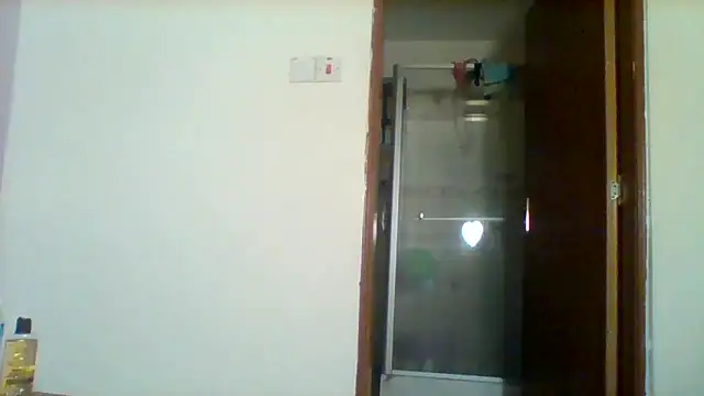 Snapshot of curvy_natallie chatting on April 12, 2026, 5:01 am curvy natallie online show from April 12, 2026, 5:01 am