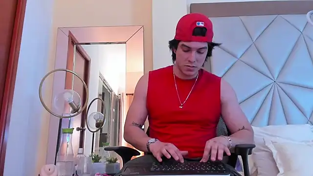 Karimferrer online show from February 4, 2025, 3:44 am