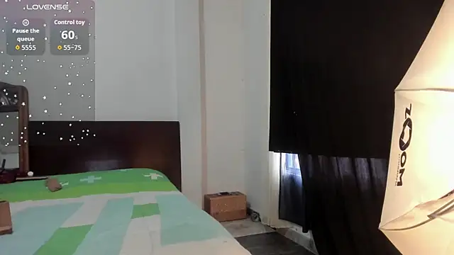 Snapshot of latinaStepmom chatting on February 6, 2026, 9:07 pm latinaStepmom online show from February 6, 2026, 9:07 pm