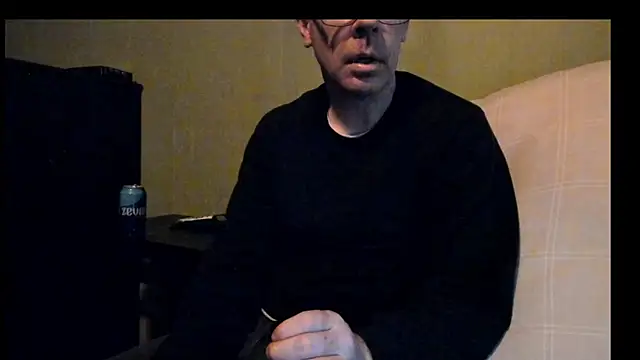 ImportantEquator0 online show from November 12, 2025, 7:57 pm