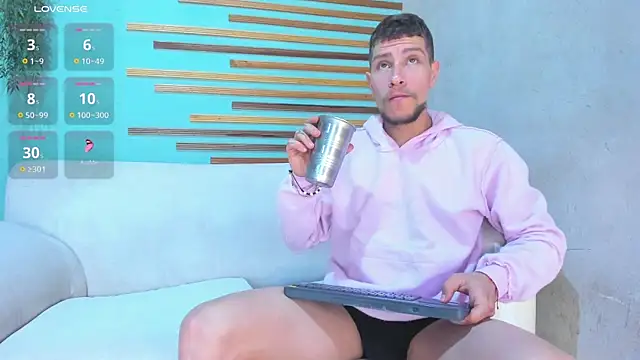 french sexx online show from March 19, 2026, 12:42 pm