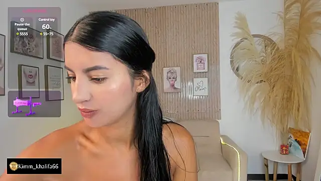 Kimm khalifa online show from February 9, 2025, 4:07 pm