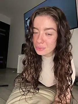 Kimi Ass online show from October 1, 2025, 10:10 am