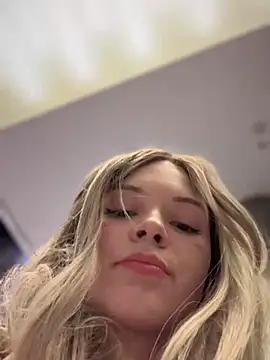 Snapshot of Times__Square chatting on December 14, 2024, 6:02 am Times Square online show from December 14, 2024, 6:02 am