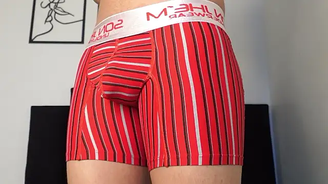 Snapshot of MarcoAlexLatino chatting on February 12, 2026, 3:34 am MarcoAlexLatino online show from February 12, 2026, 3:34 am