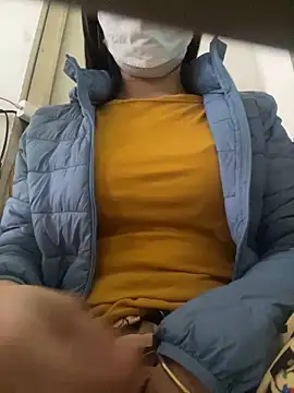 Tuongvy05 online show from February 27, 2025, 3:36 am