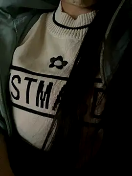 Tuongvy05 online show from November 20, 2025, 9:20 am