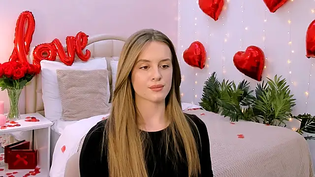 Snapshot of RozzitaBedberry chatting on February 12, 2025, 7:24 pm RozzitaBedberry online show from February 12, 2025, 7:24 pm