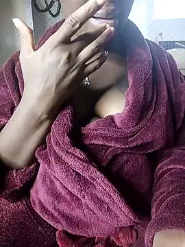 smileyboobs1 online show from March 24, 2026, 6:13 pm