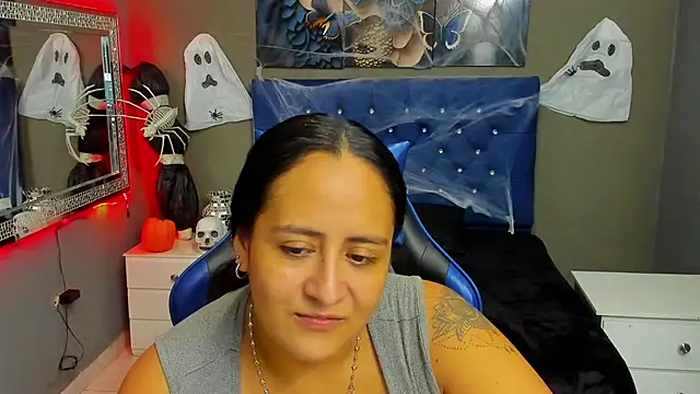 Snapshot of NikolPervertUnlimit chatting on October 22, 2025, 11:04 pm NikolPervertUnlimit online show from October 22, 2025, 11:04 pm