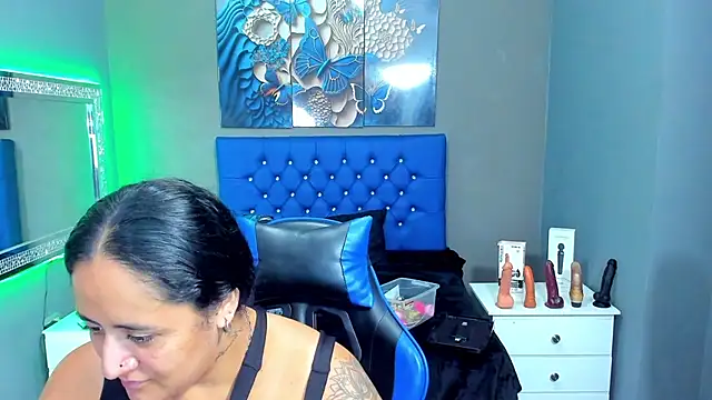 Snapshot of NikolPervertUnlimit chatting on November 28, 2025, 2:14 am NikolPervertUnlimit online show from November 28, 2025, 2:14 am