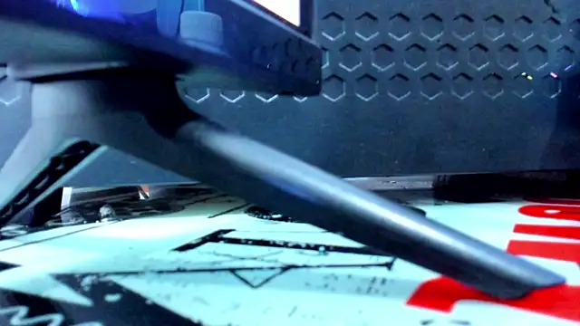 Snapshot of NikolPervertUnlimit chatting on February 4, 2026, 12:33 pm NikolPervertUnlimit online show from February 4, 2026, 12:33 pm