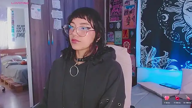 melissahowl online show from November 6, 2025, 4:30 pm